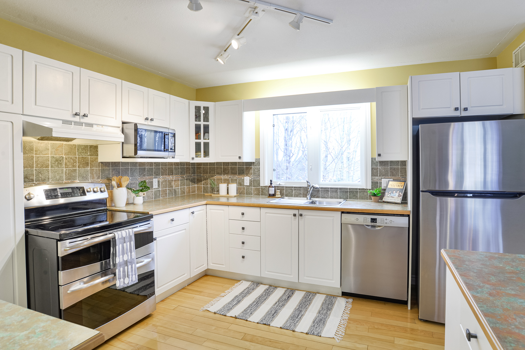 HUNTSVILLE RESIDENCE