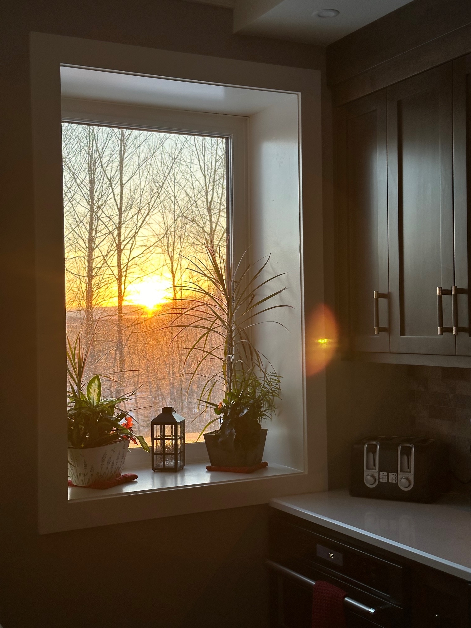 DECORATORS CONDO