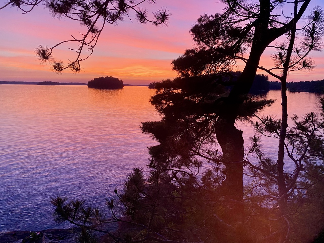 ROCKWOOD ISLAND, LAKE MUSKOKA