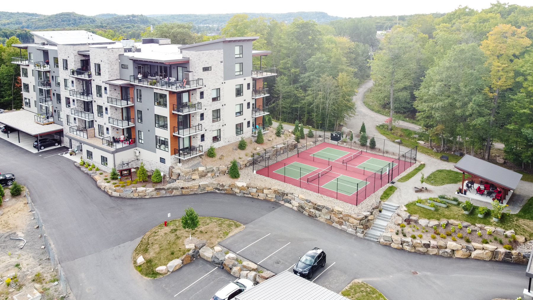 DCIM100MEDIADJI_0482.JPG NEW CONDOS AT CAMPUS TRAILS