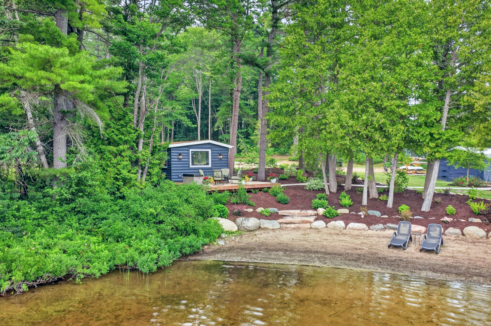 357WHIP-35 PRIVACY PLUS POINT OF LAND