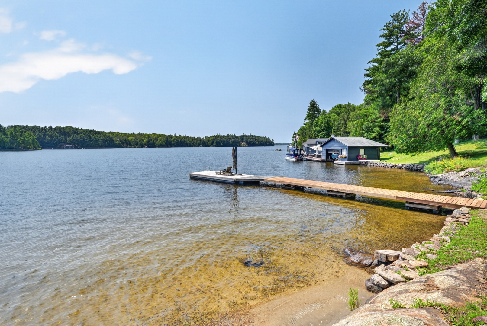 3MuskokaRd118-43 LAKE MUSKOKA PRIVACY & VIEWS