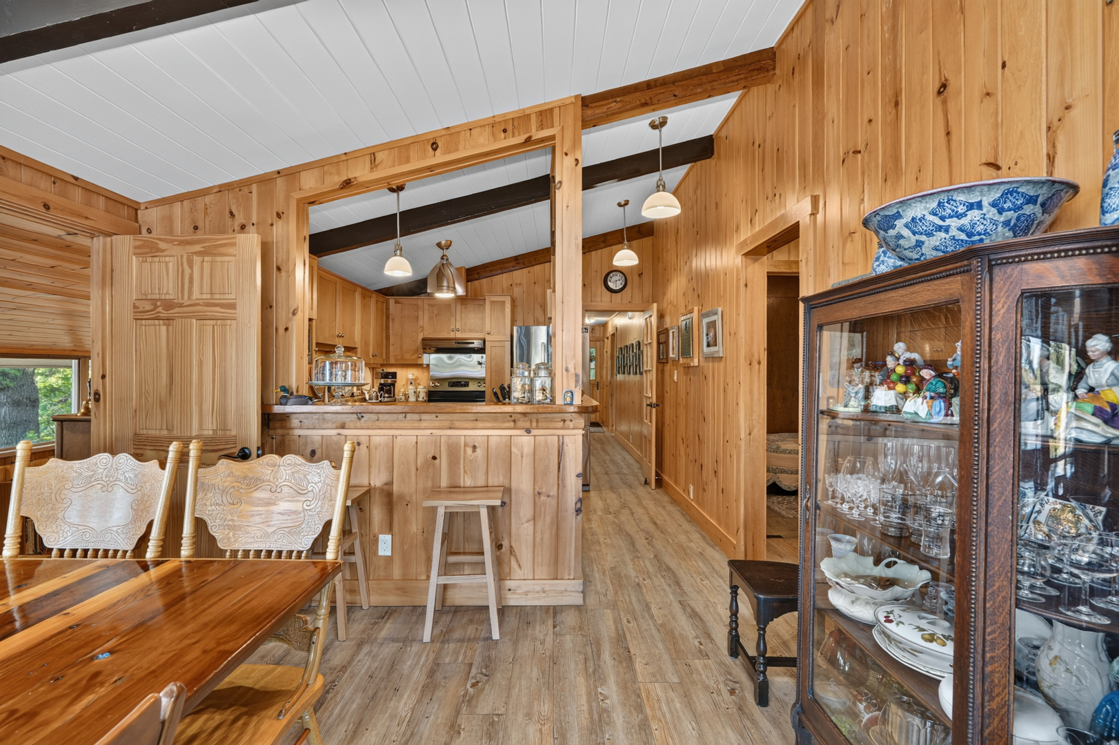 1048 Nora Ln-23 KAHSHE LAKE FAMILY COMPOUND