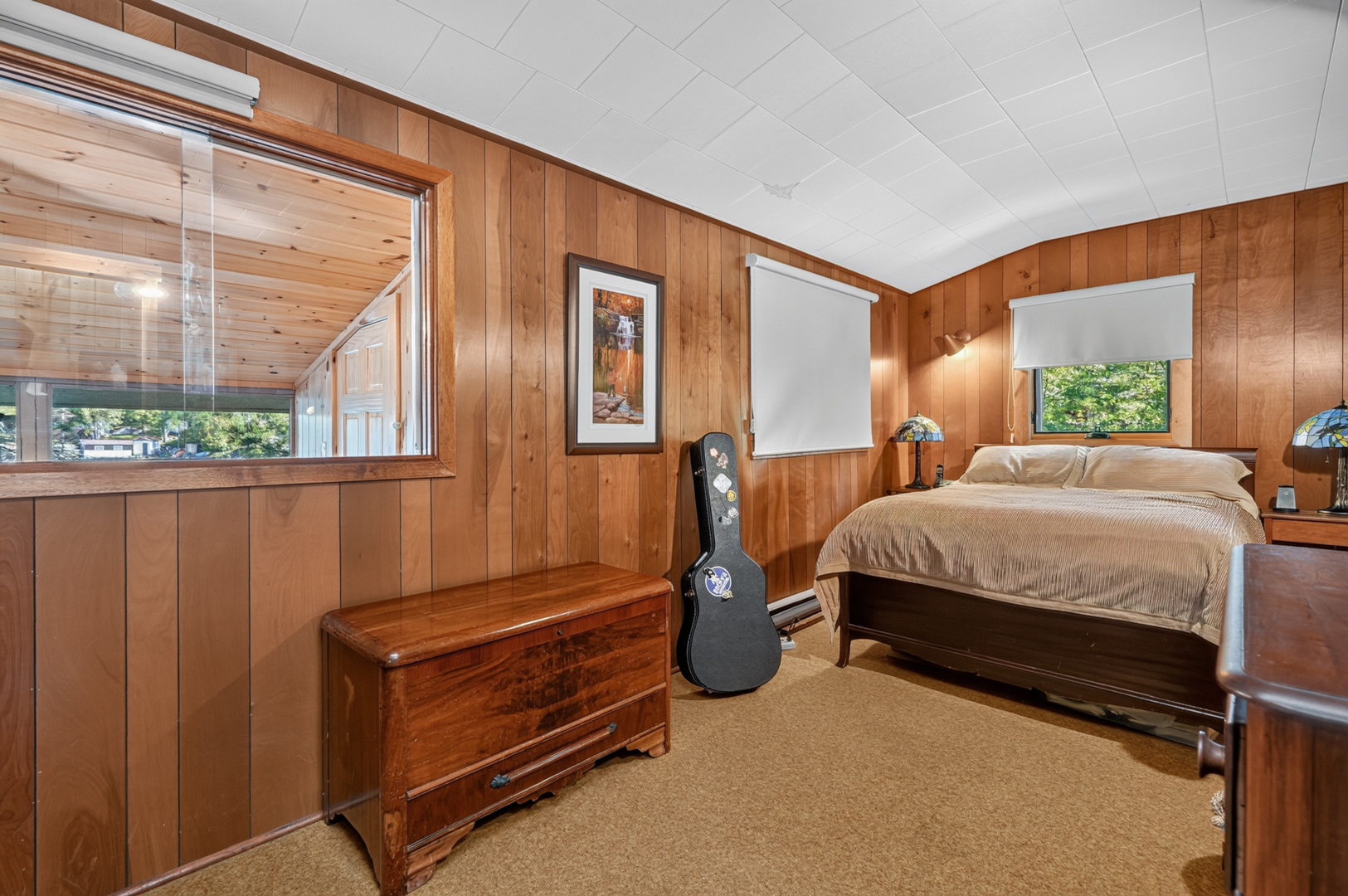 1048 Nora Ln-34 KAHSHE LAKE FAMILY COMPOUND